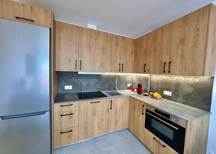 Sunset 5 * 洛斯克里斯蒂亚诺斯